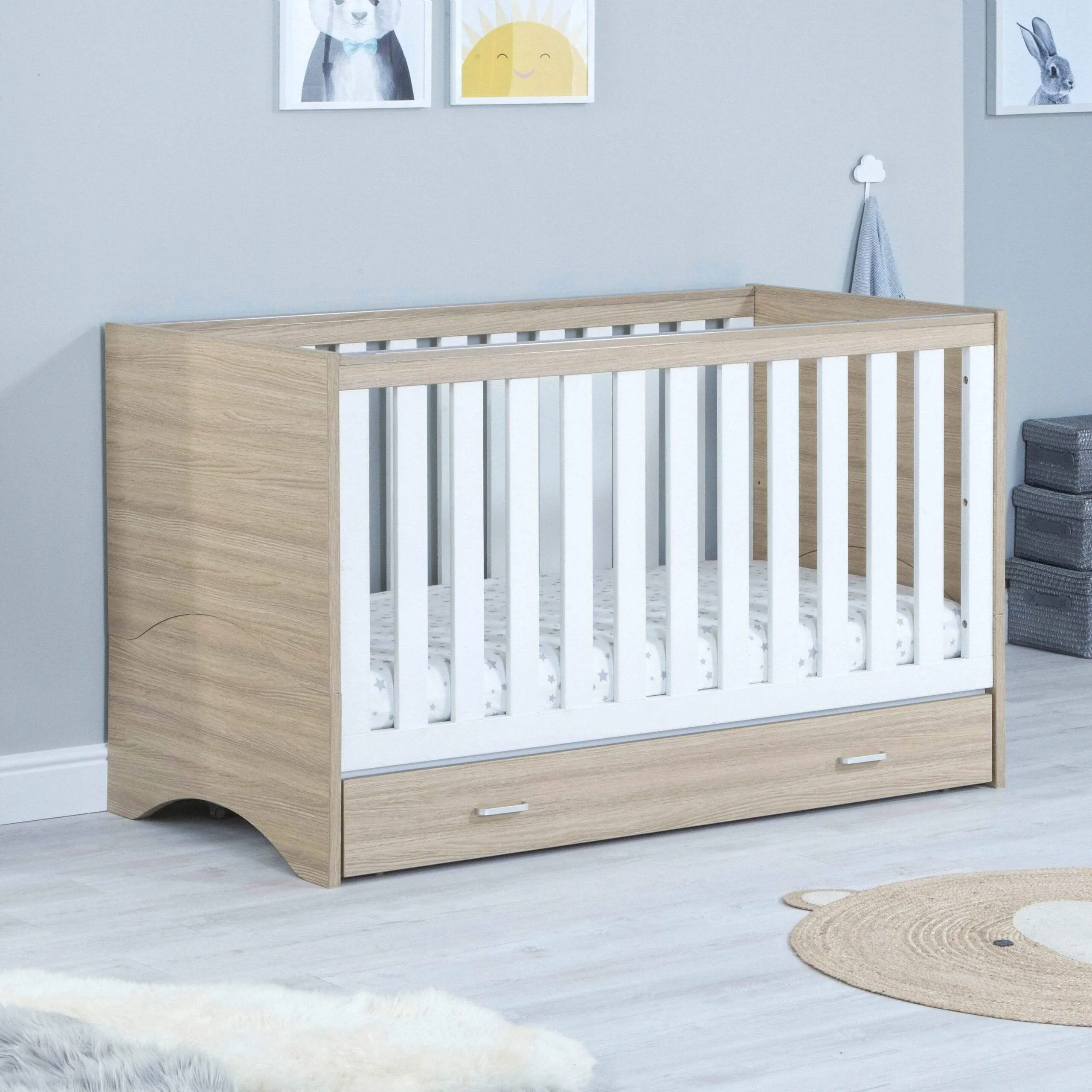 Babymore Veni Cot Bed With Drawer - White Oak