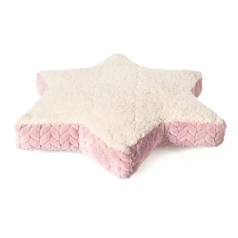 Christmas Star Bed | Cosy Festive Bed for Dogs & Cats by Happy Pet