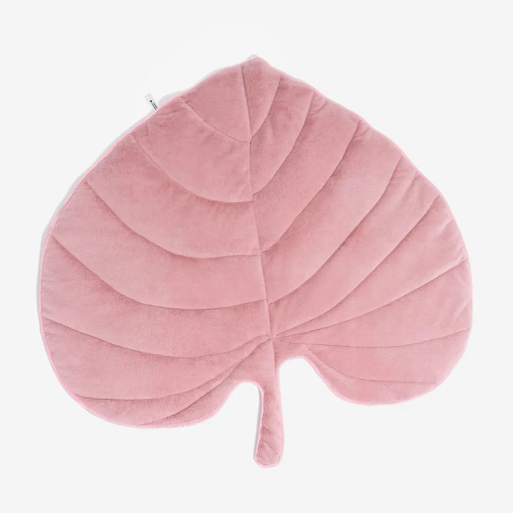 Plush Leaf-Shaped Washable Dog Mat-The Leaf Collector