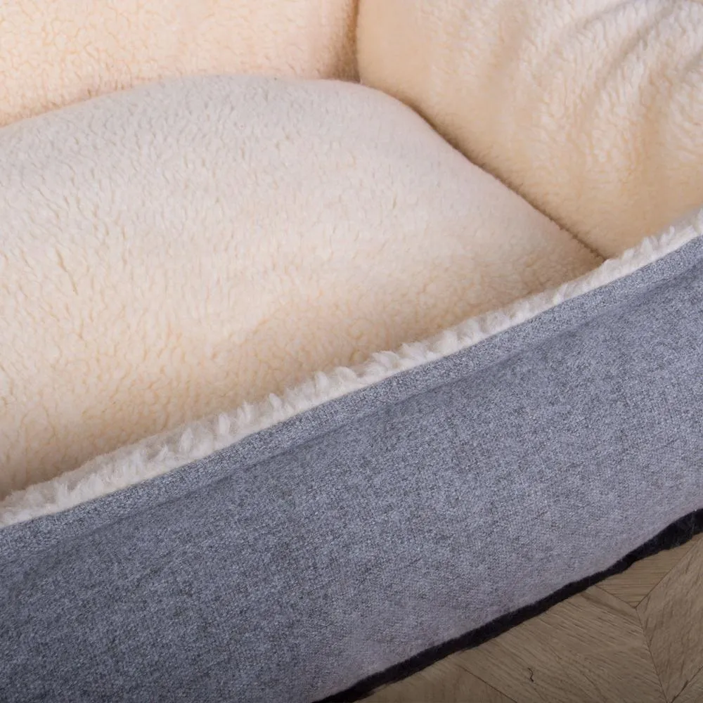 The Nest Orthopedic Memory Foam Dog Bed - Interalli Lambswool Silver